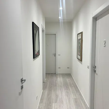 아파트 Borghesi - Nel Centro Di ! 파르마