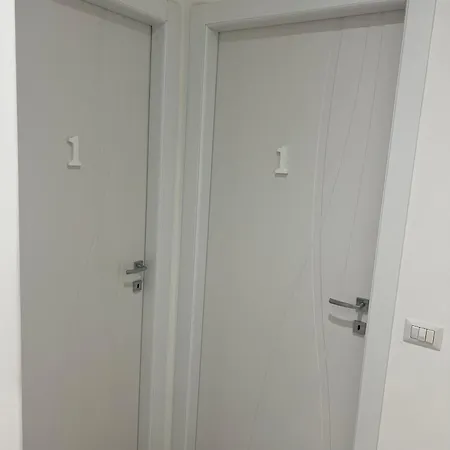 아파트 Borghesi - Nel Centro Di !