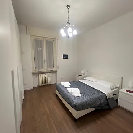 Borghesi - Nel Centro Di ! Parma